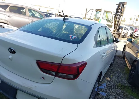 2021 Kia Rio S из США, поврежденный, VIN 3KPA24AD9ME374174